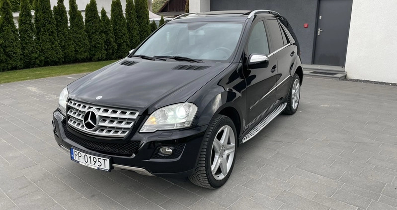 Mercedes-Benz ML cena 45900 przebieg: 292100, rok produkcji 2009 z Piła małe 742